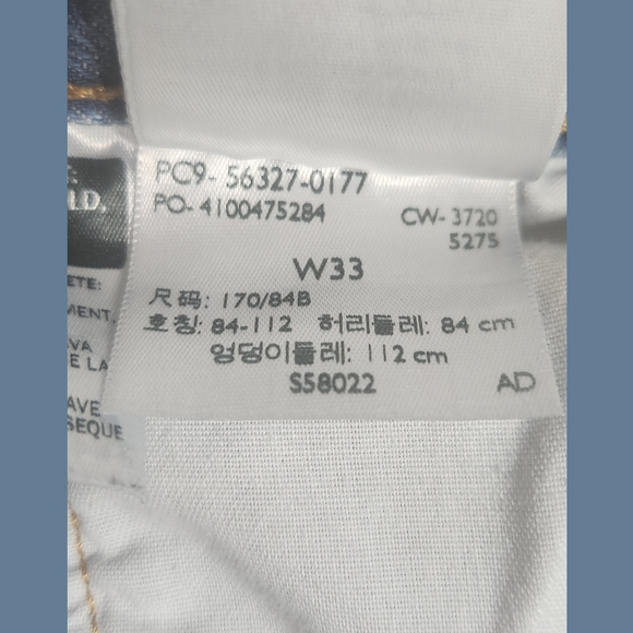 Levi's 501 High Waisted Distressed Button Fly Denim Shorts Waist 33. - Picture 8 of 9